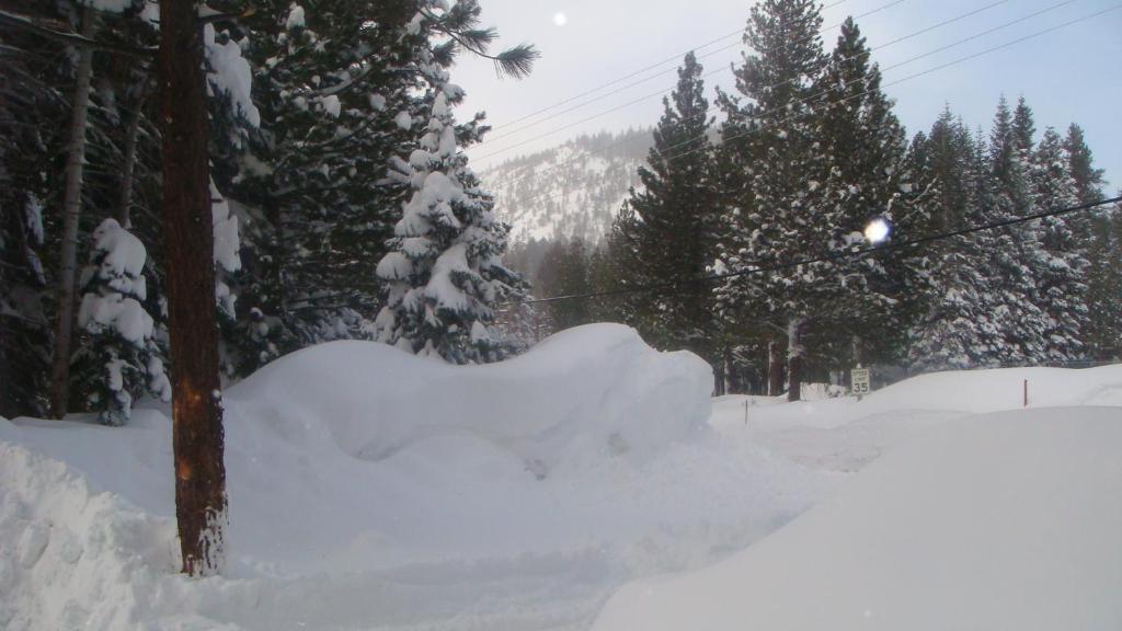 Innsbruck Lodge Mammoth Lakes Exterior foto